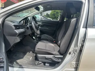 Toyota Vios 2021 купить из Китая, цена 1 226 000 ₽ — Suifenhe Auto