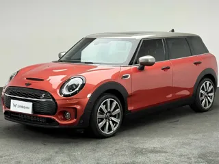 MINI CLUBMAN 2024