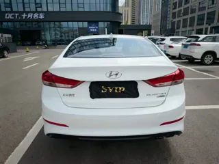 Hyundai Elantra 2020 купить из Китая, цена 1 236 000 ₽ — Suifenhe Auto