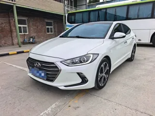 Hyundai Elantra 2019 купить из Китая, цена 1 259 000 ₽ — Suifenhe Auto