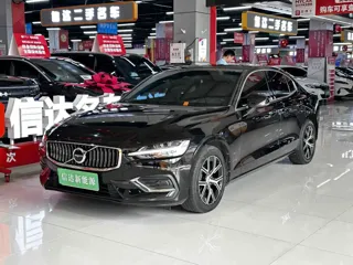 Volvo S60 2024 купить из Китая, цена 3 945 000 ₽ — Suifenhe Auto