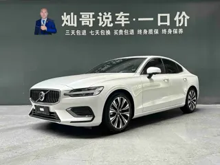 Volvo S60 2024