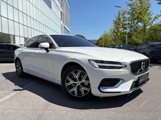 Volvo S60 2026 купить из Китая, цена 4 206 000 ₽ — Suifenhe Auto
