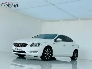 Volvo S60 2019 купить из Китая, цена 1 526 000 ₽ — Suifenhe Auto