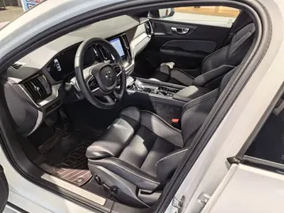 Volvo S60 2024 купить из Китая, цена 4 450 000 ₽ — Suifenhe Auto