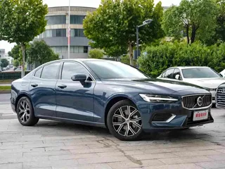 Volvo S60 2026 купить из Китая, цена 4 154 000 ₽ — Suifenhe Auto