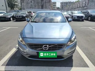 Volvo S60 2018 купить из Китая, цена 1 379 000 ₽ — Suifenhe Auto