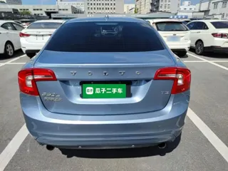 Volvo S60 2018 купить из Китая, цена 1 379 000 ₽ — Suifenhe Auto