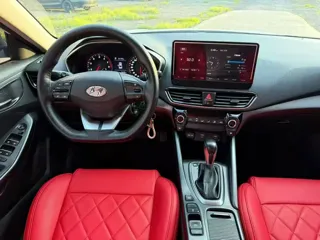Hyundai Lafesta 2019 купить из Китая, цена 1 258 000 ₽ — Suifenhe Auto