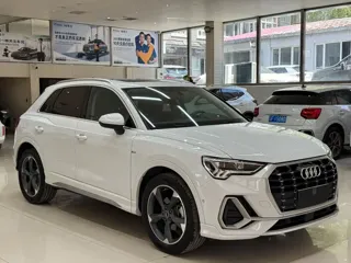Audi Q3 2023 купить из Китая, цена 2 847 000 ₽ — Suifenhe Auto