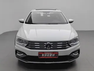 Volkswagen C-TREK 2019 купить из Китая, цена 1 377 000 ₽ — Suifenhe Auto