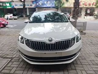 Skoda Octavia 2020 купить из Китая, цена 1 256 000 ₽ — Suifenhe Auto