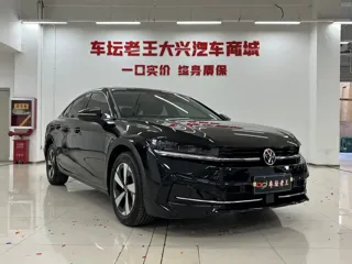 Volkswagen Magotan 2025 купить из Китая, цена 4 402 000 ₽ — Suifenhe Auto