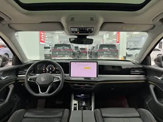 Volkswagen Magotan 2025 купить из Китая, цена 4 402 000 ₽ — Suifenhe Auto