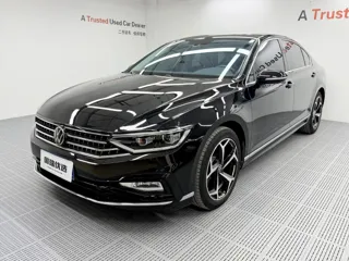 Volkswagen Magotan 2023 купить из Китая, цена 2 222 000 ₽ — Suifenhe Auto