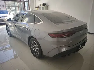 BYD Qin 2025 купить из Китая, цена 2 871 000 ₽ — Suifenhe Auto
