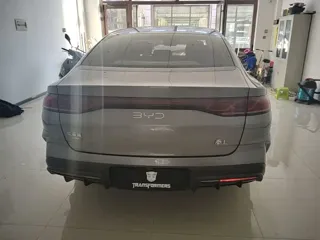 BYD Qin 2025 купить из Китая, цена 2 871 000 ₽ — Suifenhe Auto