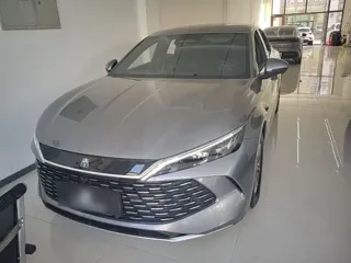 BYD Qin 2025 купить из Китая, цена 2 629 000 ₽ — Suifenhe Auto