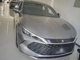 BYD Qin 2025 купить из Китая, цена 2 629 000 ₽ — Suifenhe Auto