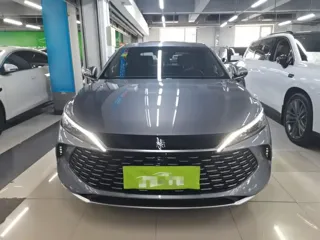 BYD Qin 2025 купить из Китая, цена 3 033 000 ₽ — Suifenhe Auto