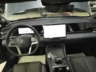 BYD Qin 2025 купить из Китая, цена 3 033 000 ₽ — Suifenhe Auto
