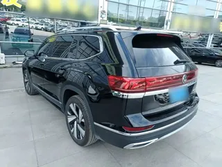Volkswagen Teramont 2024 купить из Китая, цена 4 774 000 ₽ — Suifenhe Auto