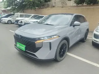 Venucia V 2024 купить из Китая, цена 2 347 000 ₽ — Suifenhe Auto