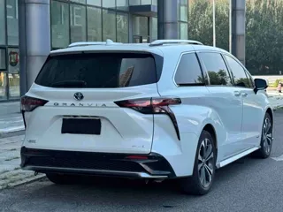 Toyota Granvia 2024 купить из Китая, цена 7 125 000 ₽ — Suifenhe Auto