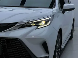 Toyota Granvia 2025 купить из Китая, цена 7 504 000 ₽ — Suifenhe Auto