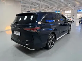 Toyota Granvia 2024 купить из Китая, цена 7 523 000 ₽ — Suifenhe Auto