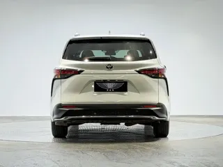 Toyota Granvia 2024 купить из Китая, цена 6 828 000 ₽ — Suifenhe Auto