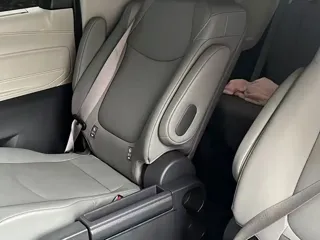 Toyota Granvia 2024 купить из Китая, цена 7 332 000 ₽ — Suifenhe Auto