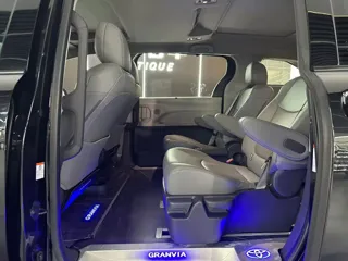 Toyota Granvia 2024 купить из Китая, цена 6 930 000 ₽ — Suifenhe Auto