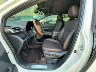 Toyota Granvia 2024 купить из Китая, цена 6 703 000 ₽ — Suifenhe Auto