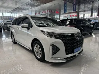 Toyota Granvia 2025 купить из Китая, цена 7 906 000 ₽ — Suifenhe Auto