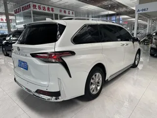 Toyota Granvia 2025 купить из Китая, цена 7 906 000 ₽ — Suifenhe Auto