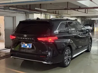 Toyota Granvia 2024 купить из Китая, цена 7 849 000 ₽ — Suifenhe Auto