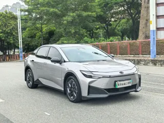 Toyota bZ3 2025 купить из Китая, цена 2 983 000 ₽ — Suifenhe Auto
