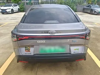 Toyota bZ3 2024 купить из Китая, цена 2 671 000 ₽ — Suifenhe Auto
