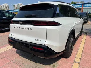 Nissan Pathfinder 2024 купить из Китая, цена 5 030 000 ₽ — Suifenhe Auto