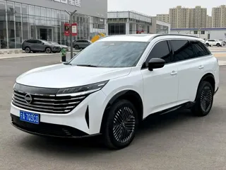 Nissan Pathfinder 2025