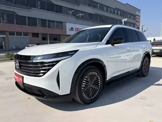 Nissan Pathfinder 2024