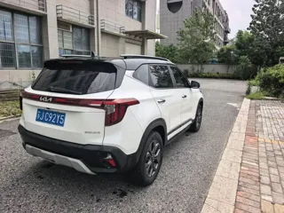 Kia Seltos 2024 купить из Китая, цена 2 229 000 ₽ — Suifenhe Auto
