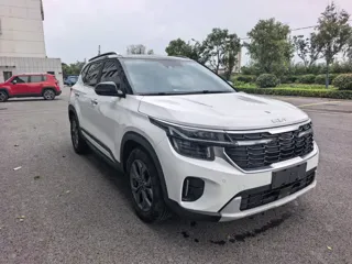 Kia Seltos 2024 купить из Китая, цена 2 306 000 ₽ — Suifenhe Auto