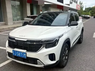 Kia Seltos 2023 купить из Китая, цена 1 903 000 ₽ — Suifenhe Auto