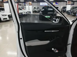 Kia Seltos 2023 купить из Китая, цена 2 267 000 ₽ — Suifenhe Auto