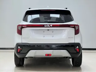 Kia Seltos 2023 купить из Китая, цена 2 122 000 ₽ — Suifenhe Auto