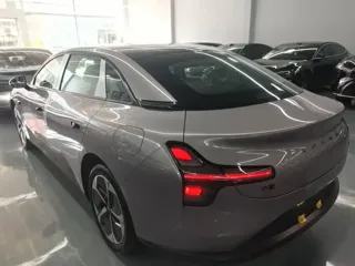 XPeng MONA M03 2026 купить из Китая, цена 3 408 000 ₽ — Suifenhe Auto