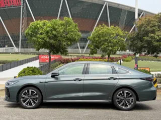 Chery Arrizo 8 PRO 2025 купить из Китая, цена 2 881 000 ₽ — Suifenhe Auto