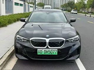 BMW i3 2023 купить из Китая, цена 4 619 000 ₽ — Suifenhe Auto